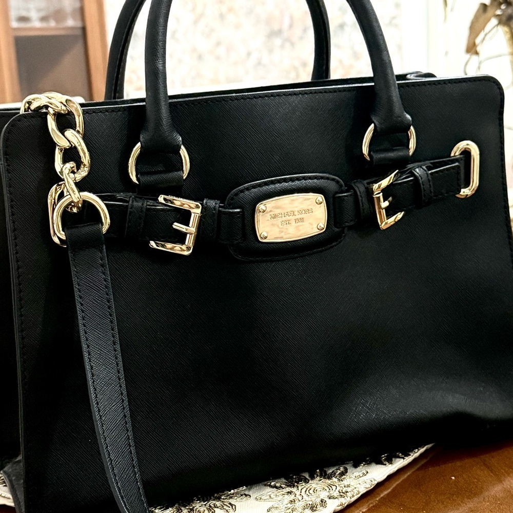 Michael Kors Elegant Black Satchel with Gold Accents